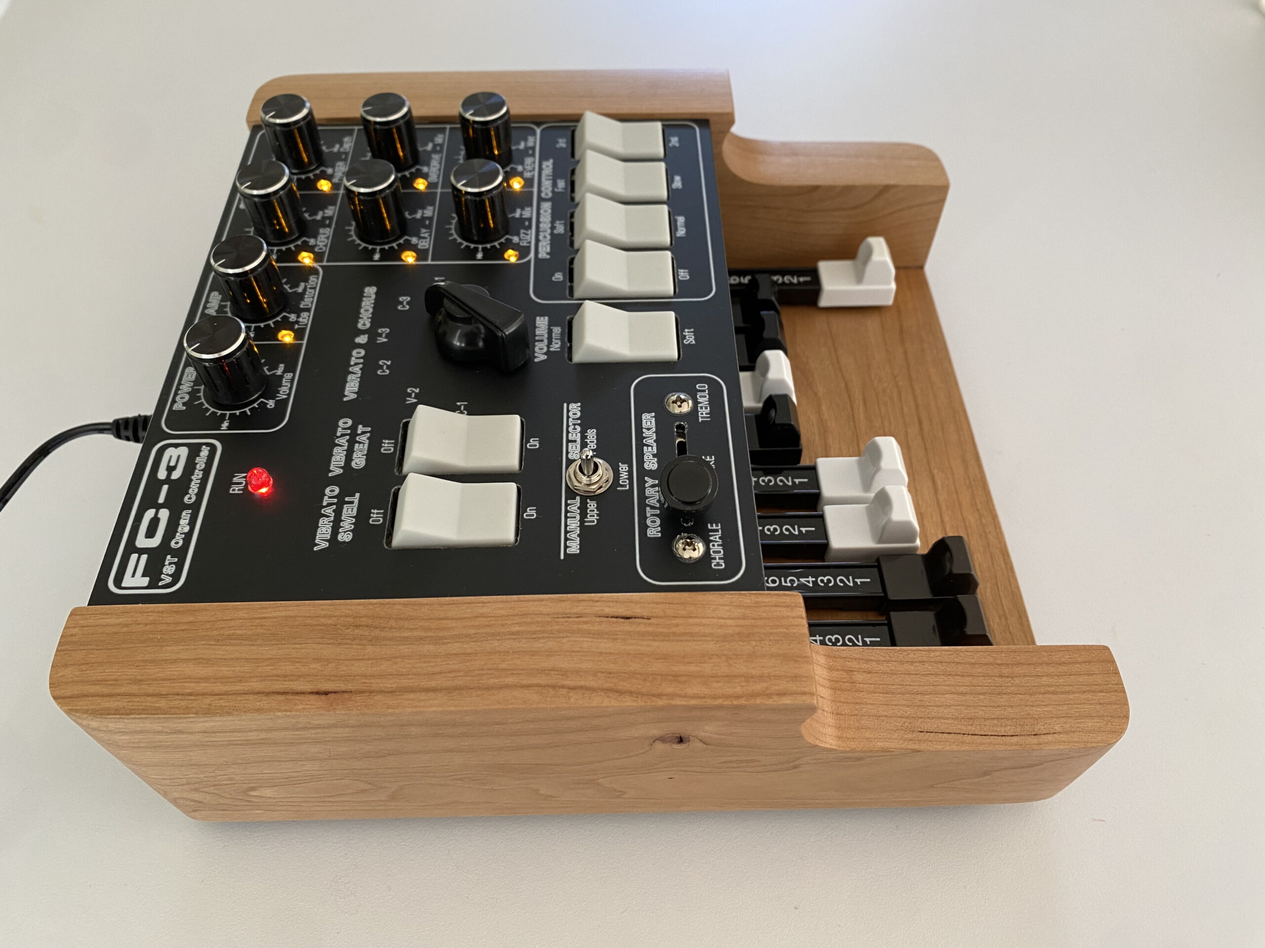 FC-3 VST Organ Controller B-5 Edition – Fosse Controllers